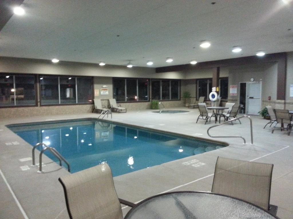 Country Inn & Suites By Radisson, Sidney, Ne Eksteriør billede